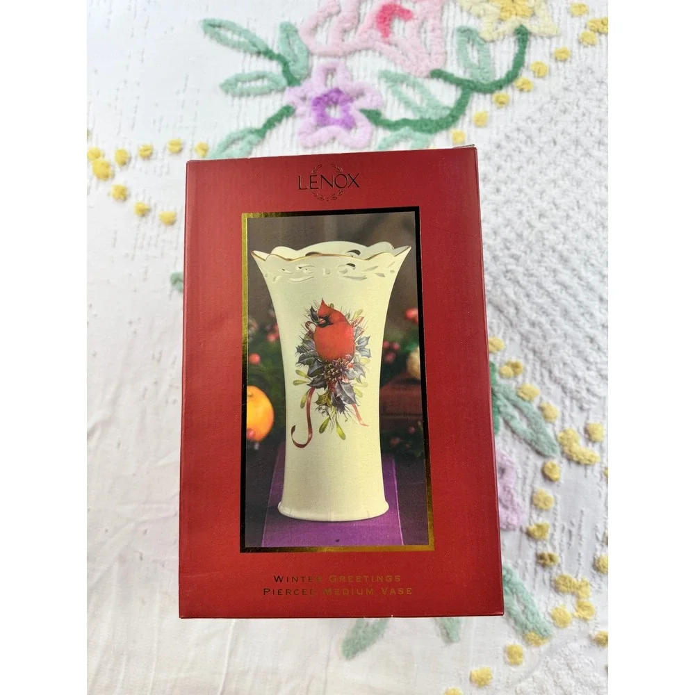 Lenox Winter Greetings Pierced Medium Vase Cardinal Holly Gold Trim 8 Inch
